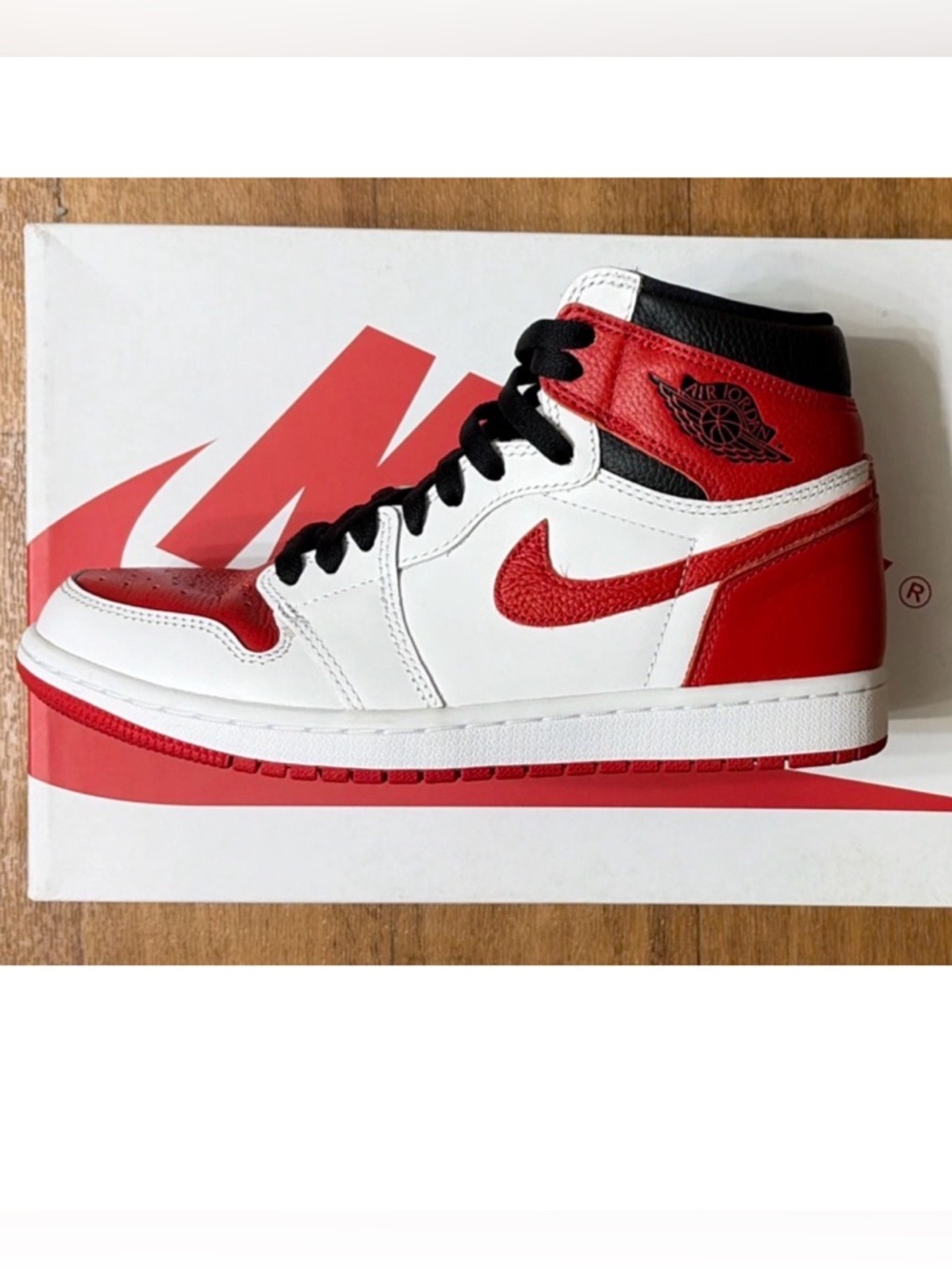 Nike Air Jordan 1 High White/Red/Black